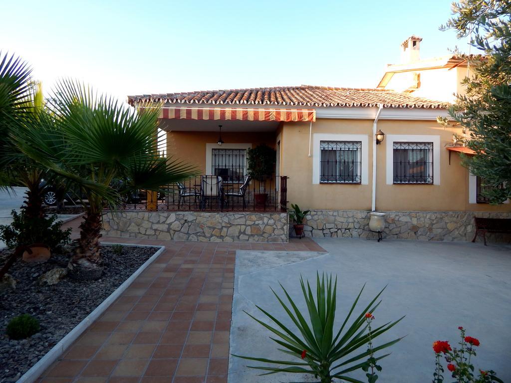 Villa Maria - Pista De Padel Y Piscina Baena Esterno foto